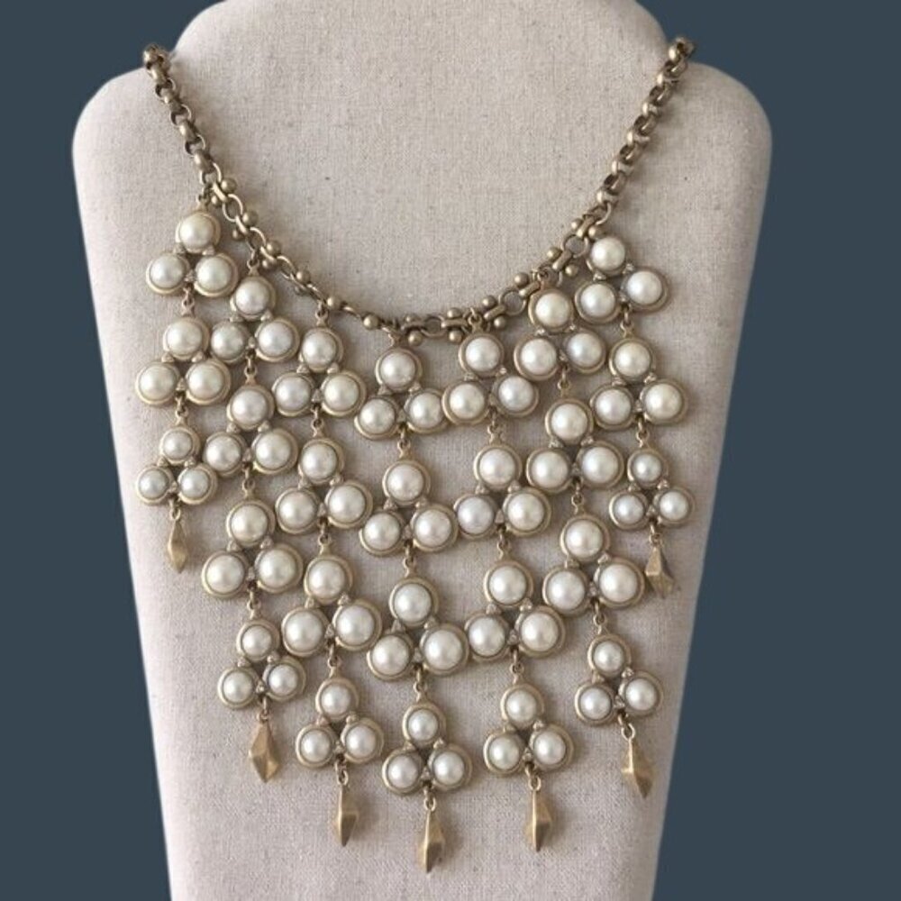 Stella & Dot Dahlia Pearl Bib Statement Necklace - Picture 2 of 9